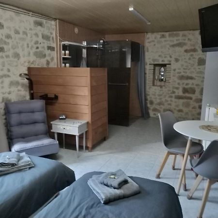 Chambre Gite Du Gardoir Boresse-et-Martron Exterior foto